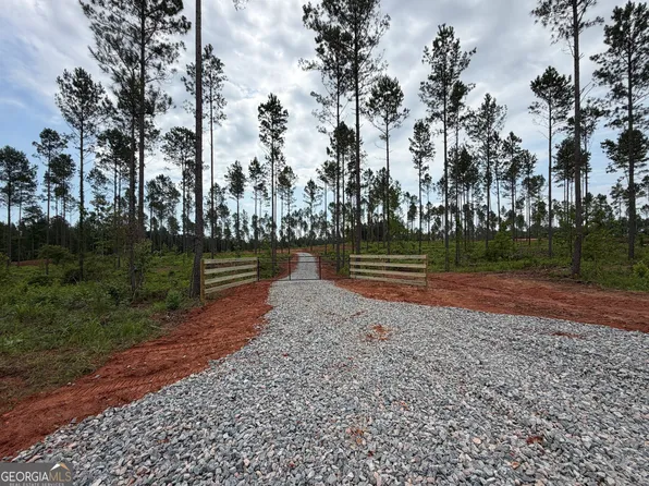 2 Nelson Rd, Milledgeville, GA 31061