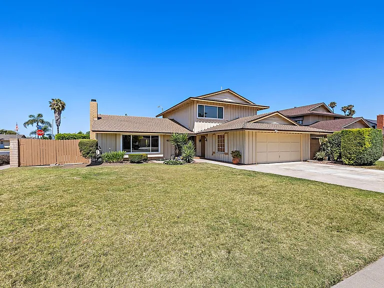 629 S Vicki Ln — Photo 35