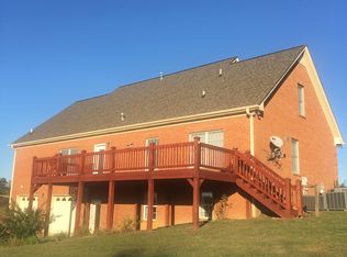 7722 Barnhill Rd, Primm Springs, TN 38476