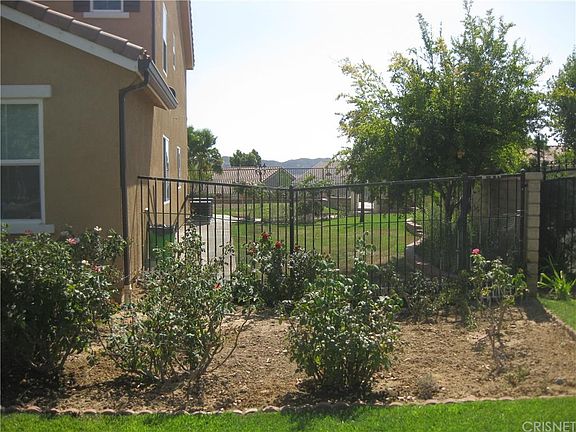 3rd image of 29605 Pickford Pl