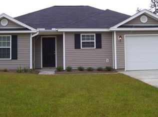 30 Twin Oaks Pl, Savannah, GA 31407