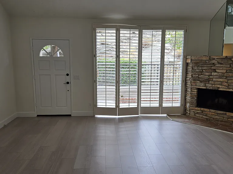 22236 Horizon Pl — Photo 6