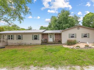 210 Molly Ln, Rockaway Beach, MO 65740