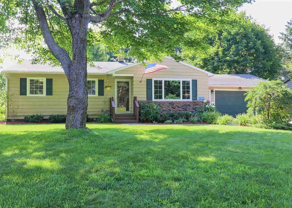 1st image of 227442 Heron Ave