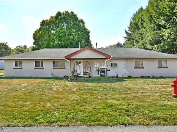 46735 Taylor St, New Waterford, OH 44445