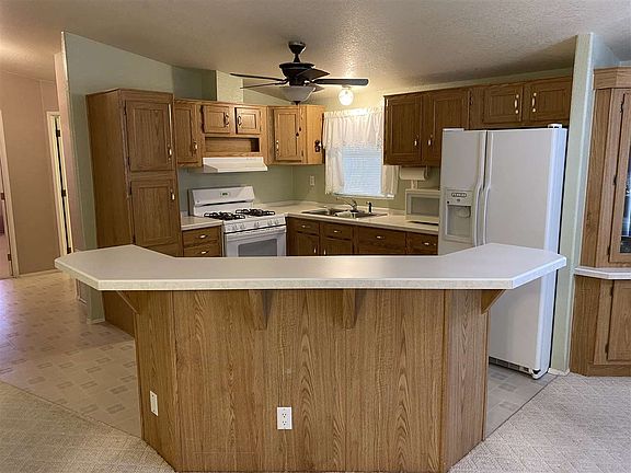 5th image of 5089 E 33rd Pl