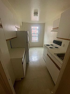 2nd image of 7302 Ridge Blvd #137