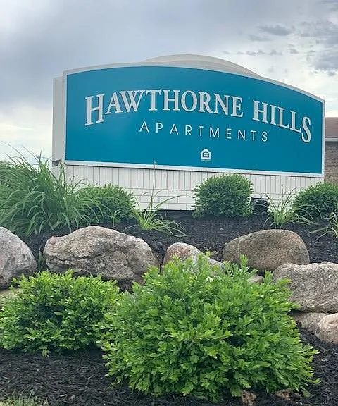 Hawthorne Hills — Photo 1