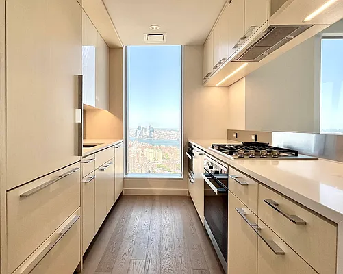 Rented by Brown Harris Stevens | media 20