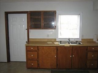 4th image of 325 Wimberly Dr