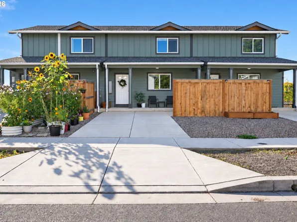 790 Saint Charles St, Eugene, OR 97402