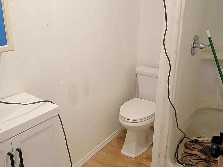 408 N 3rd St #6 — Photo 15