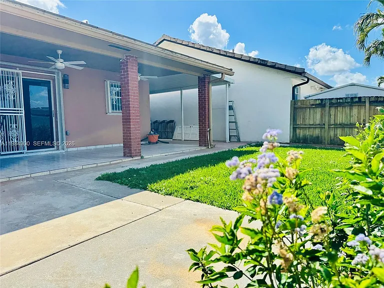 14325 SW 11th Ter — Photo 14
