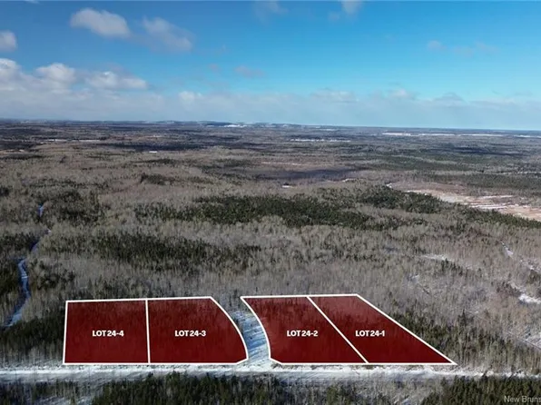 2 Lemenager Rd #24, Shediac, NB E4R 1M6
