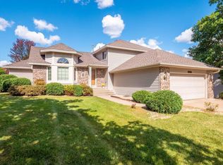 12682 88th Ave N, Maple Grove, MN 55369