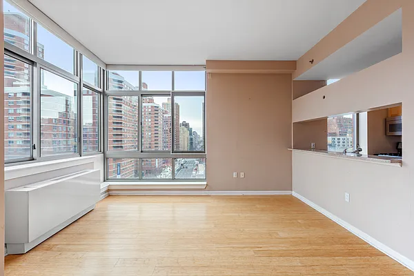 Rented by Compass | media 13