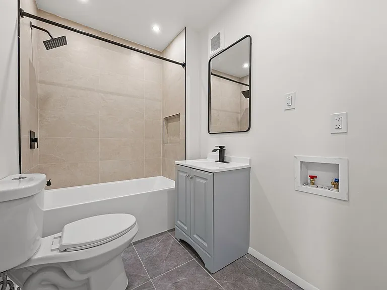 7215 Avenue N #3 — Photo 3