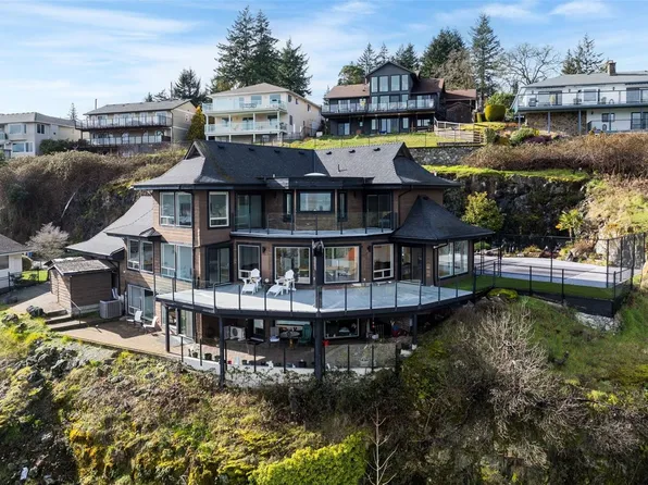 3392 Haida Dr, Colwood, BC V9C 3V9