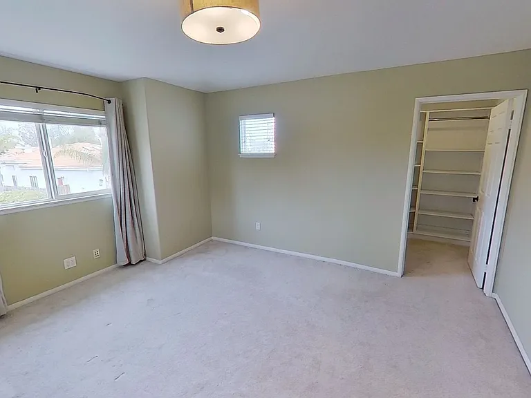 12 Touran Ln — Photo 19