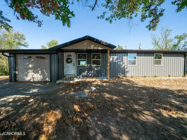 3321 Schott Rd, Jefferson City, MO 65101