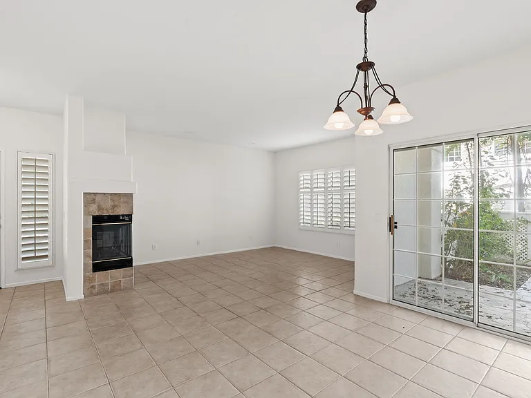 1898 Matin Cir #189 — Photo 4