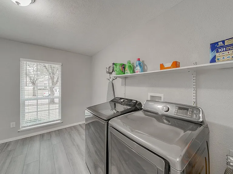 2922 Clover Valley Dr — Photo 26
