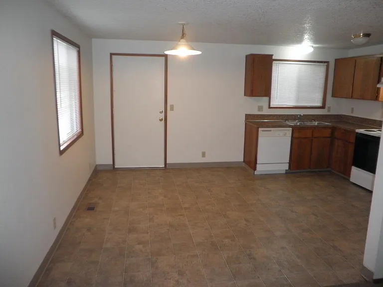 970 SW 178th Pl — Photo 25