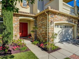 2895 Poppy Hills Ln, Dublin, CA 94568