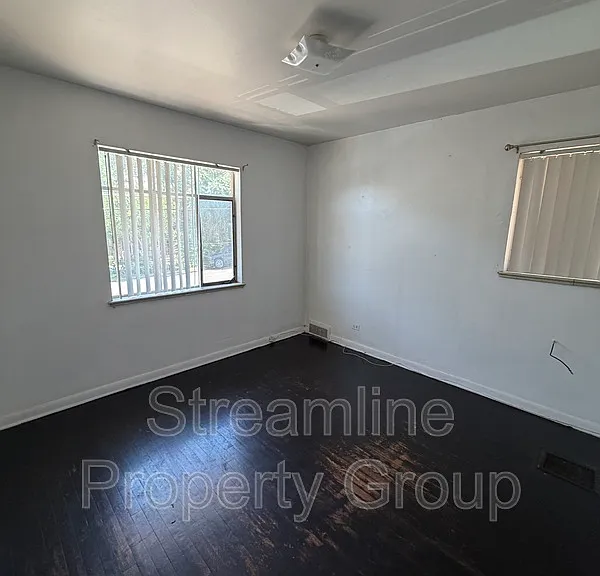 33 S Colorado Blvd — Photo 5