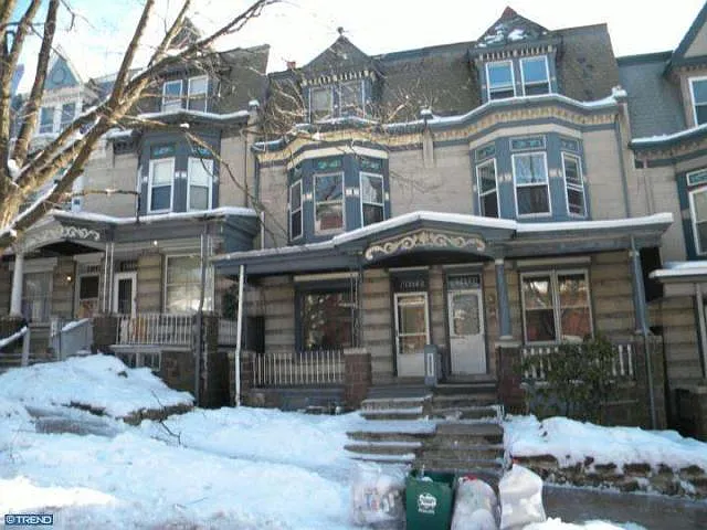 1226 Eckert Ave photo 1