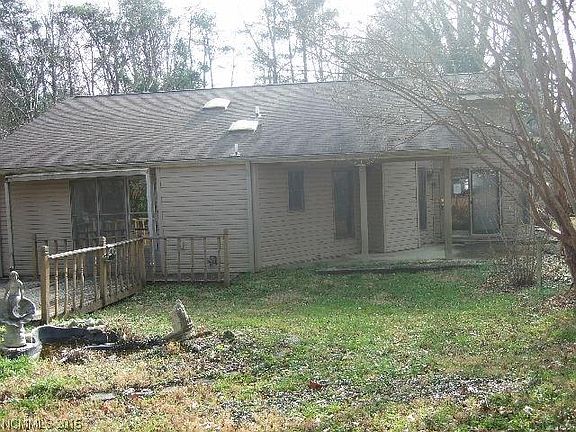 3rd image of 1135 N Clear Creek Rd #1