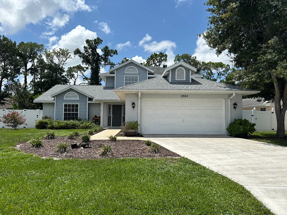 2884 48th Way E