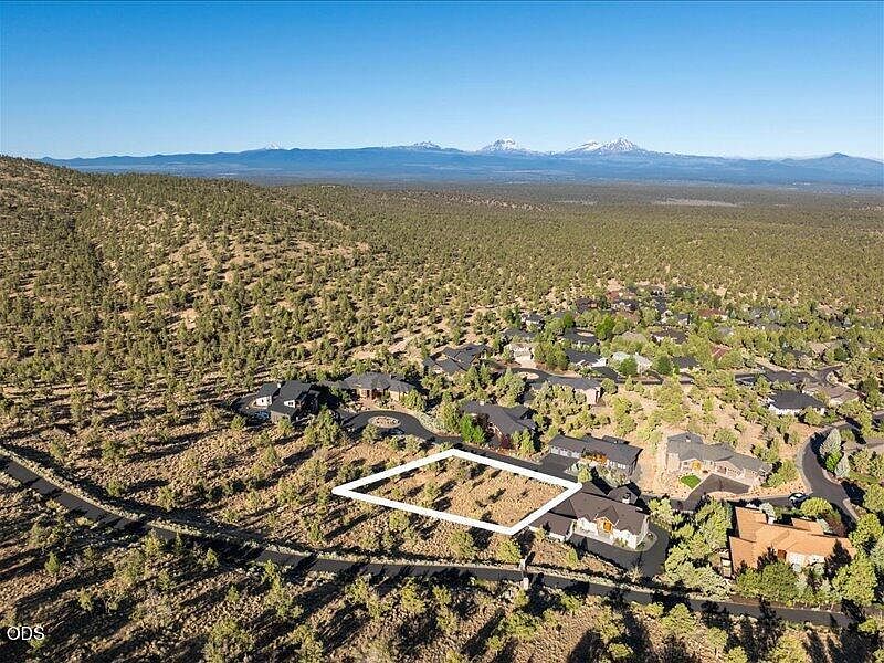1st image of 1340 View Point Ct
