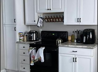 90 Payson St #1F, Fitchburg, MA 01420