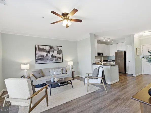 501 Hungerford Dr APT 263, Rockville, MD 20850