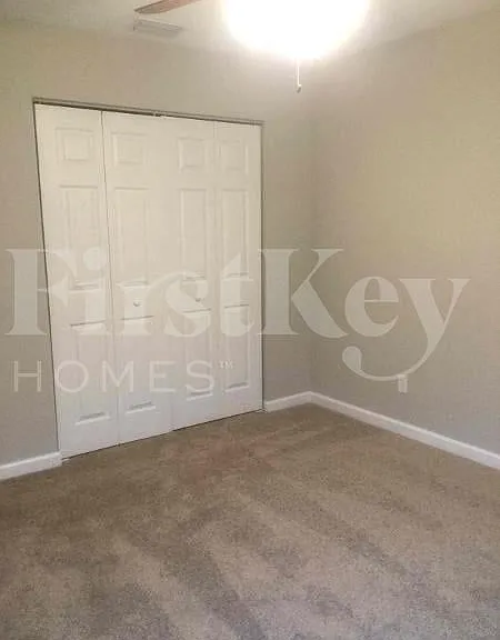 991 SW Dubois Ave — Photo 33