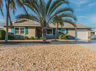 10420 Sandpiper Rd W, Bradenton, FL 34209