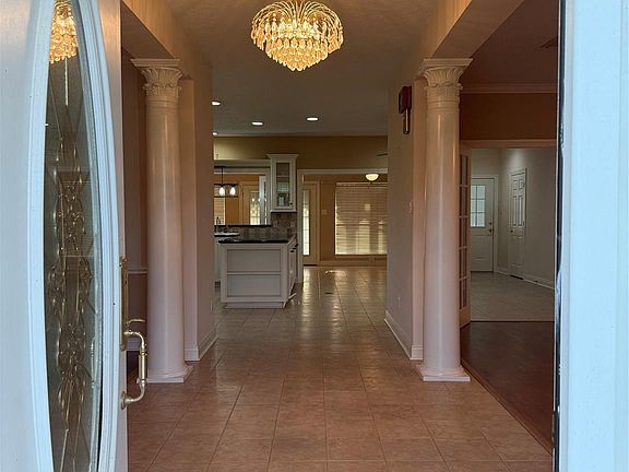 3rd image of 360 Fm 1011 Rd