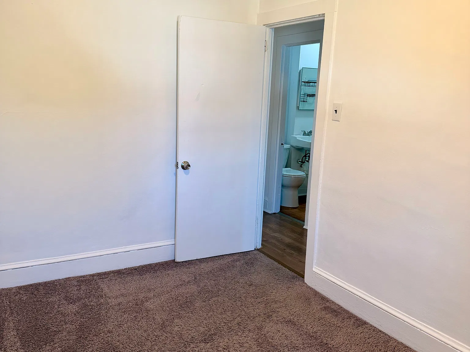2 bed, $1,590 — Photo 2