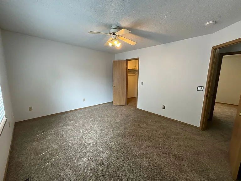 1511 N Bernice Dr — Photo 6