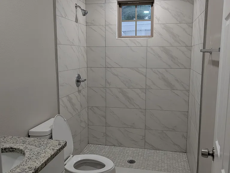 3416 Phillips St — Photo 4