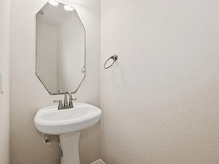 24526 Avellino Ct — Photo 24