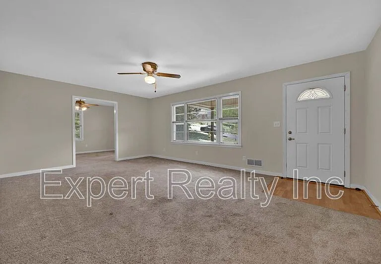 2249 4th Place Cir NE — Photo 13