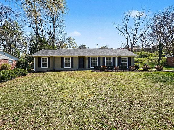 3rd image of 124 Colvin Rd