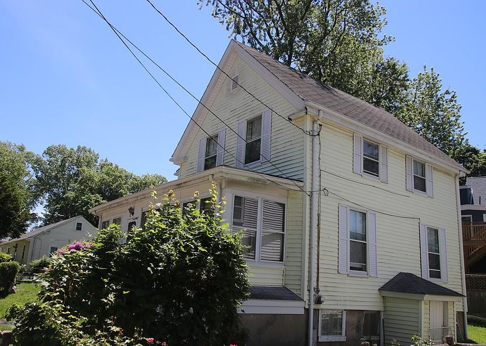 2nd image of 69 Copley St