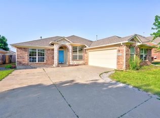 13044 SW 5th Ter, Yukon, OK 73099