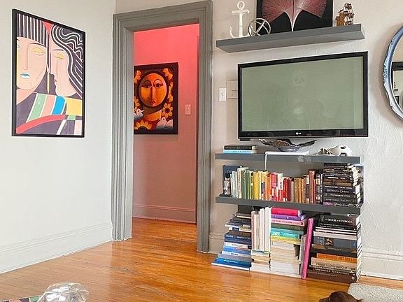 4th image of 229 Smith St #4F