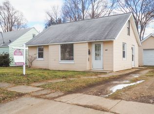 407 Center Ave, Sturgis, MI 49091