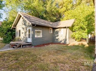 112 S Asbury St, Moscow, ID 83843