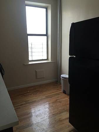 2nd image of 1082 Eastern Pkwy APT C2